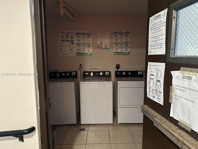 Building Photo - 8475 SW 94th St