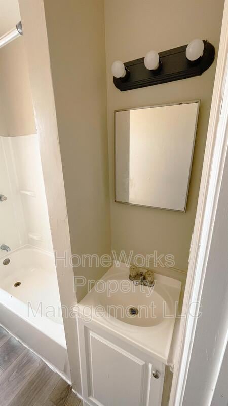 Building Photo - 317 S Mount St