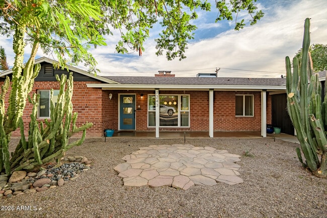 Building Photo - 7243 E Virginia Ave