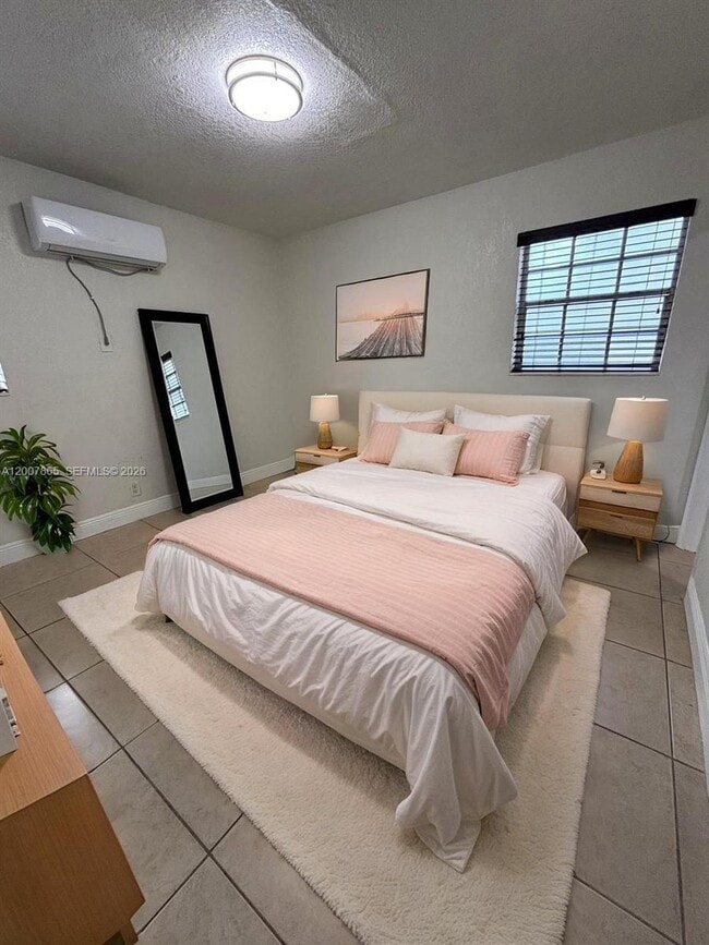 Building Photo - 6870 SW 5th Ct