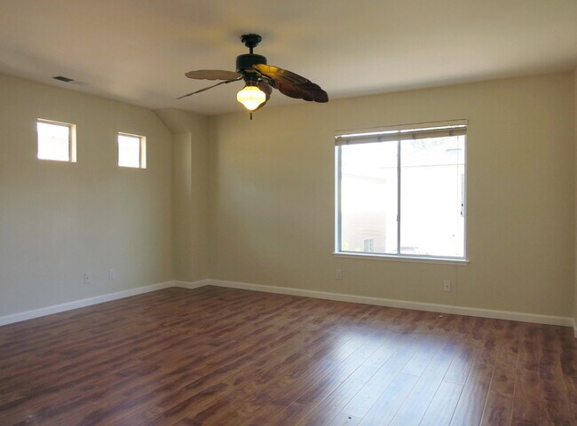 Building Photo - 1572 Firestone Loop