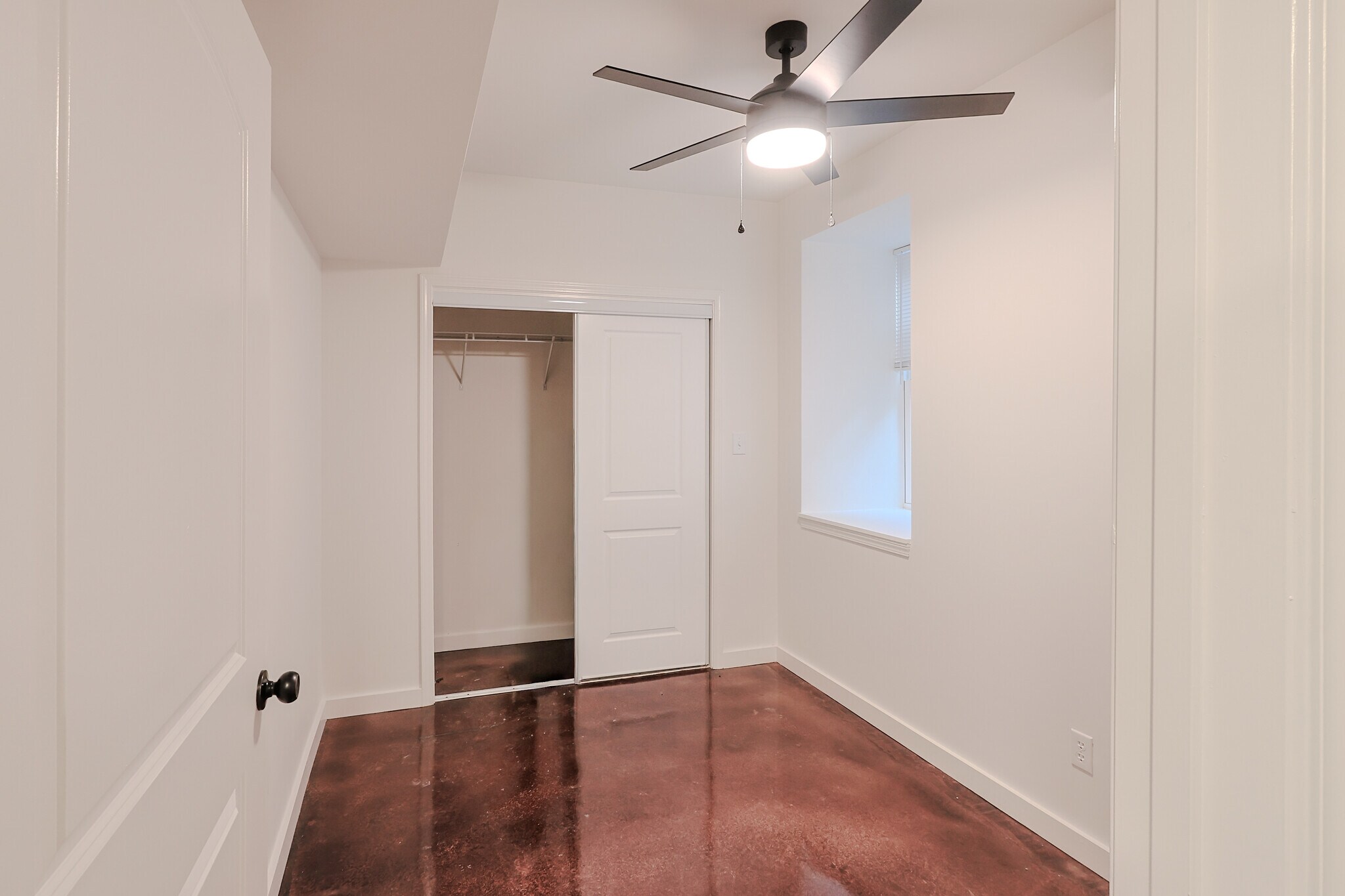 Building Photo - 1621 Fremont Pl