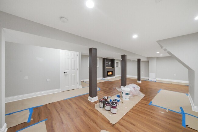 Building Photo - 8326 S Luella Ave