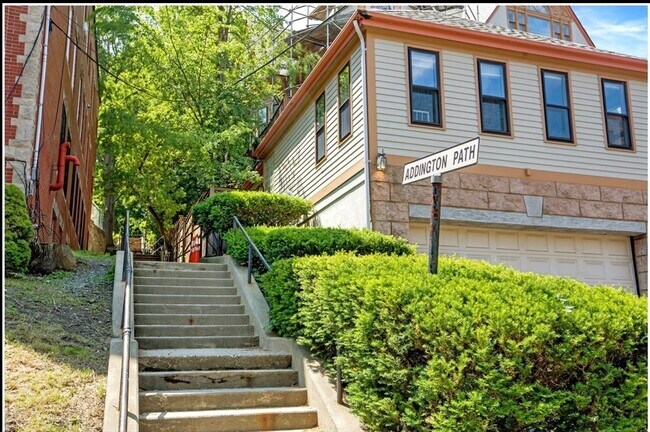 Building Photo - 112 Winthrop Rd