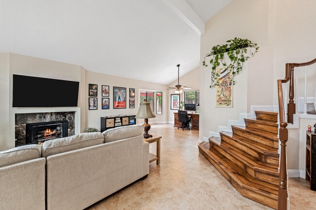 Building Photo - 49035 Tango Ct