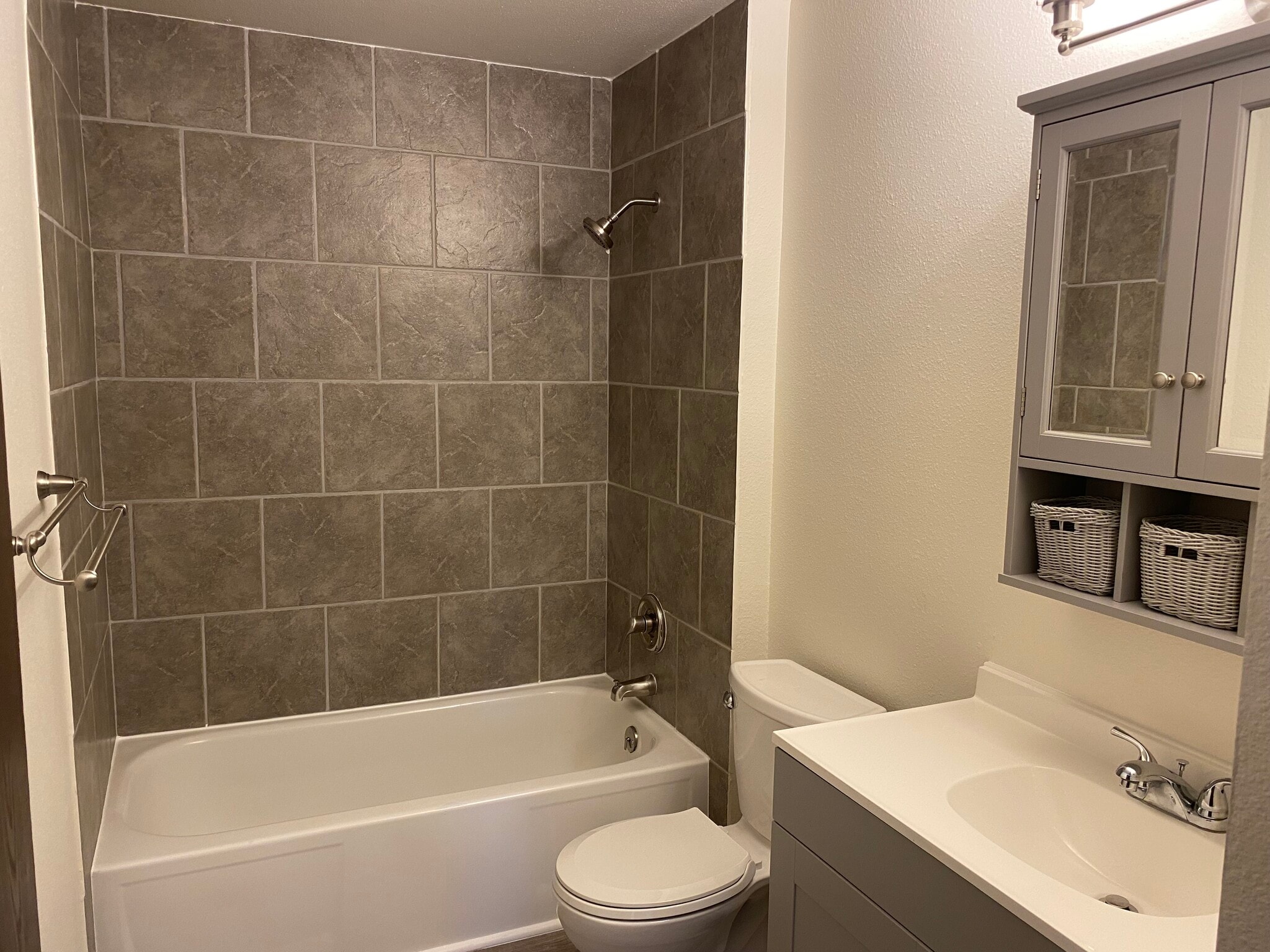 Building Photo - 5517 108th Avenue Ct E