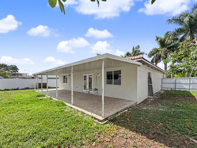 Building Photo - 13435 SW 257th Terrace