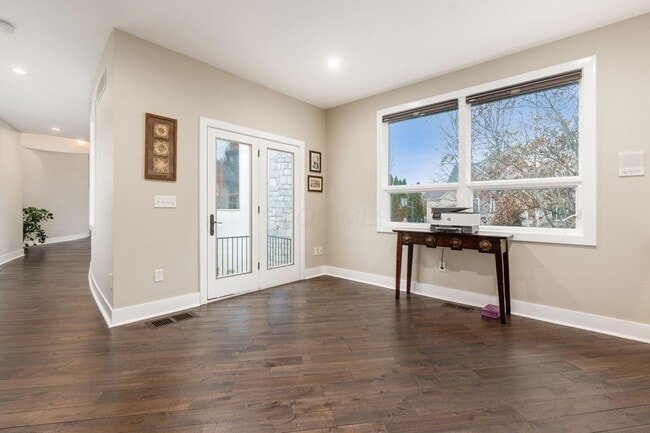 Building Photo - 4602 Sandwich Ct