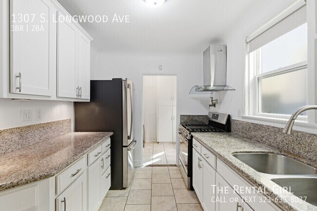 Building Photo - 1307 S Longwood Ave