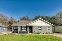 Building Photo - 636 Schieme St