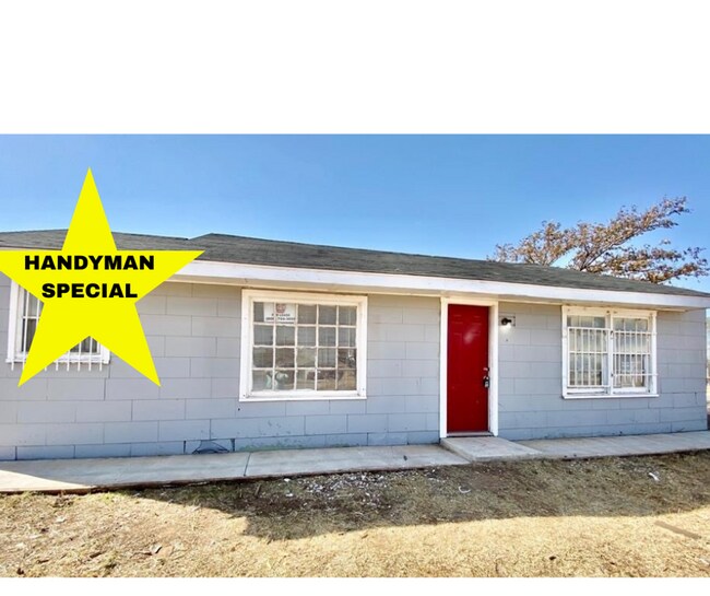 Building Photo - Handyman Special $99 Move in + Admin Fee /...