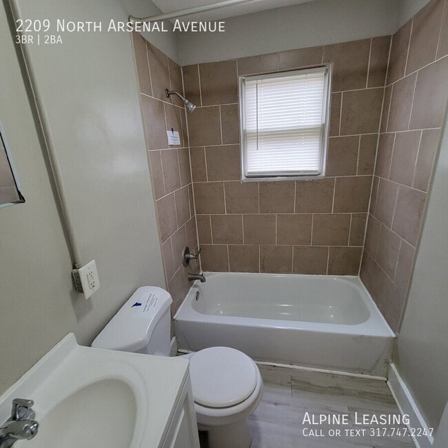 Building Photo - 2209 N Arsenal Ave