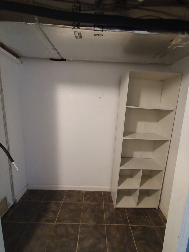 Building Photo - Half off first month rent move in special