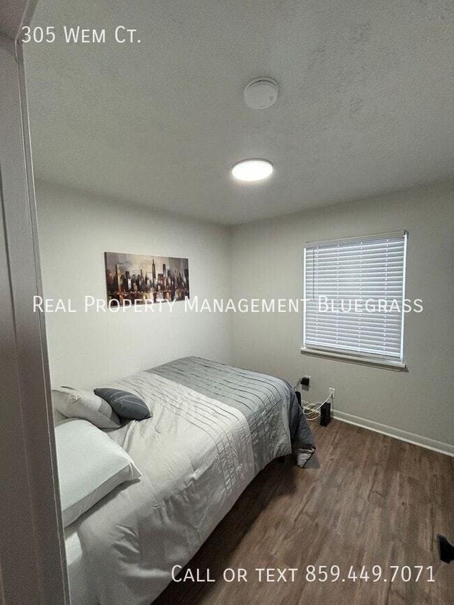 Building Photo - 305 Wem Ct