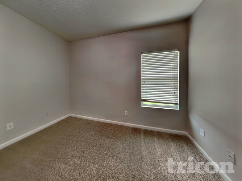 Building Photo - 4430 Song Sparrow Dr