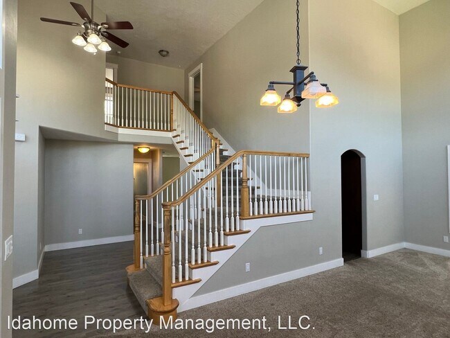 Building Photo - 4 br, 2.5 bath House - 10539 W Merab Ct