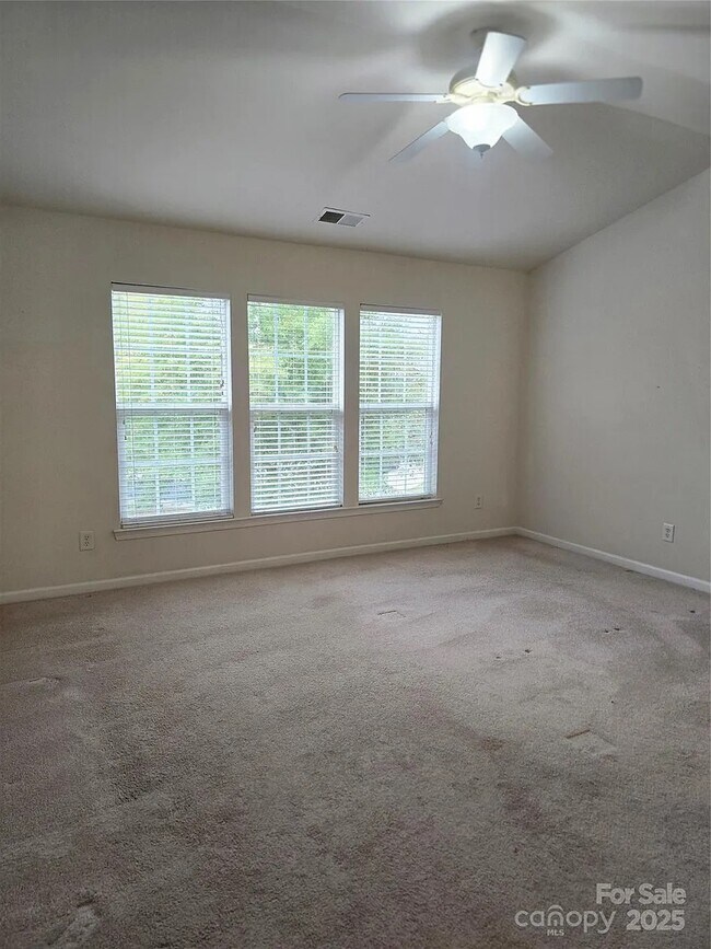 Building Photo - 9908 Fallon Trace Ave