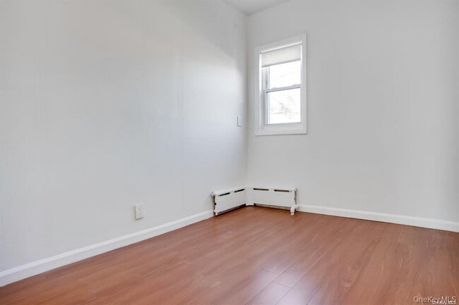 Building Photo - 85-74 67th Ave