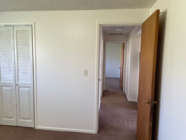 Building Photo - Pet Friendly / House for Rent!!