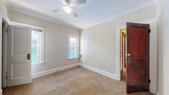Building Photo - 1285 Cranford Ave