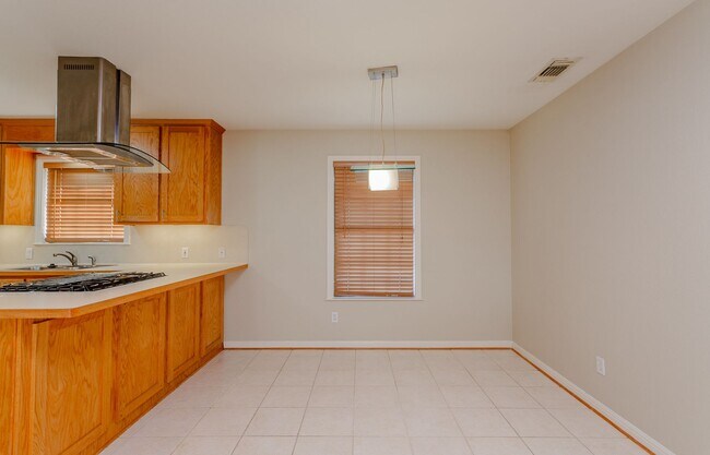 Building Photo - 4501 Caswell-