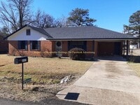 Building Photo - 407 Concourse Rd