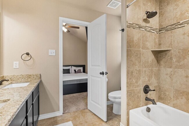 Building Photo - Half Off First Months Rent!!!