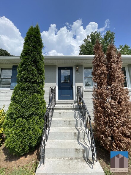 Building Photo - 796 Timberland St SE