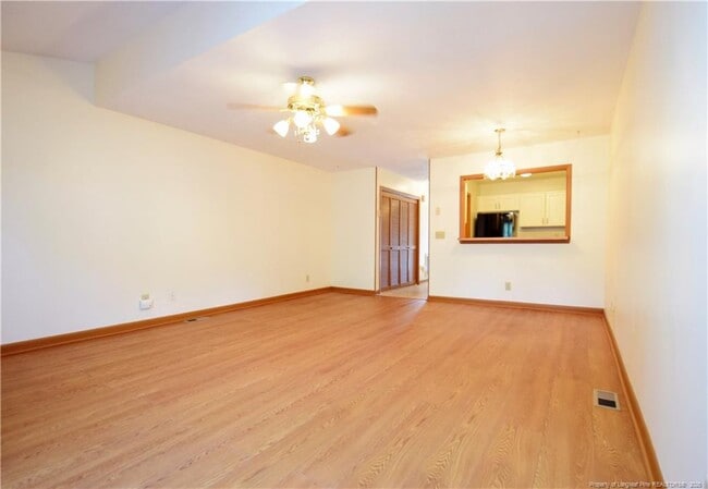 Building Photo - 1276 N Forest Dr