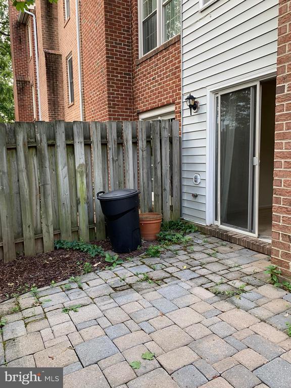 Building Photo - 2113 N Tazewell Ct