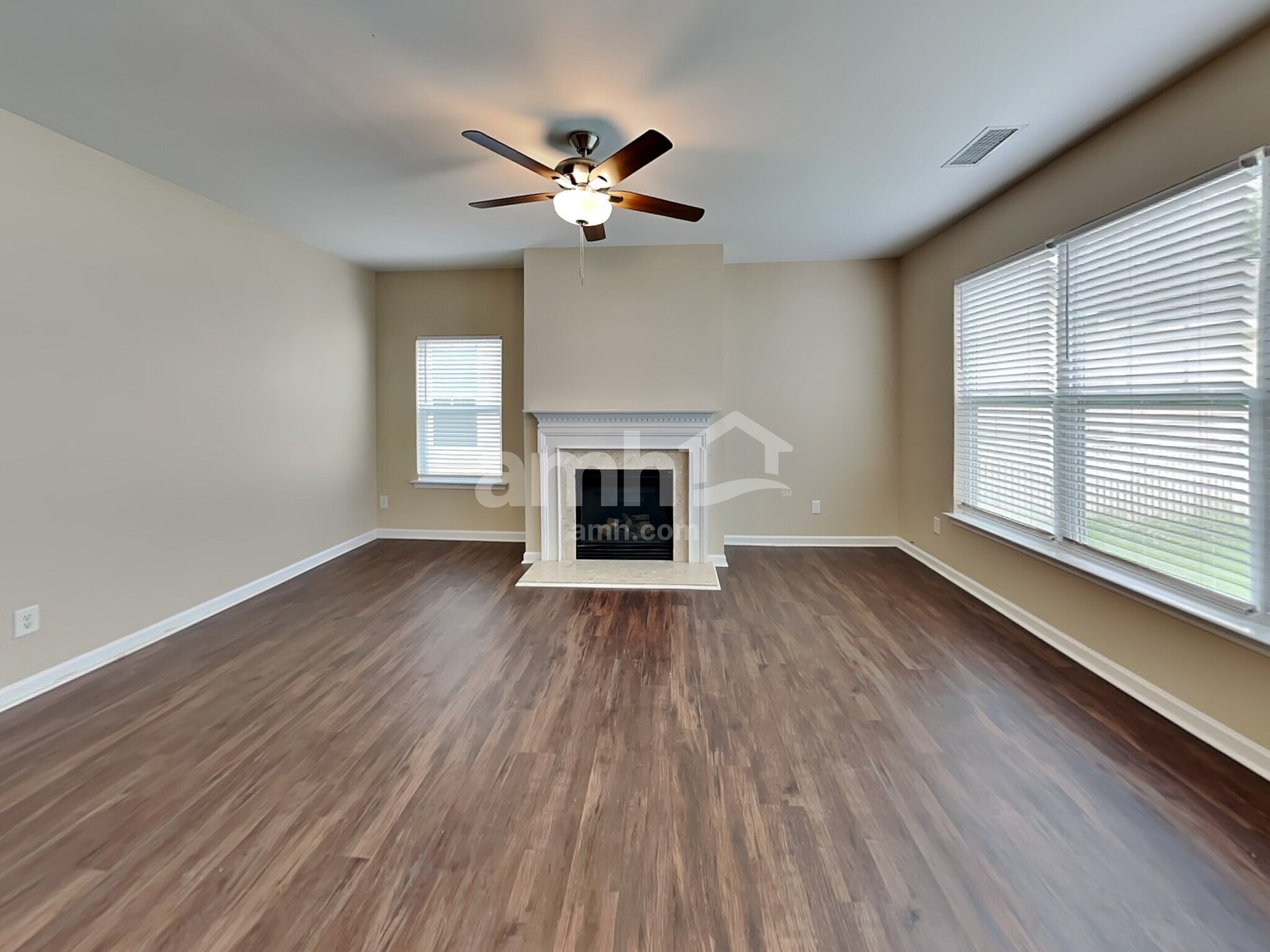 Building Photo - 13207 Meadowmere Rd