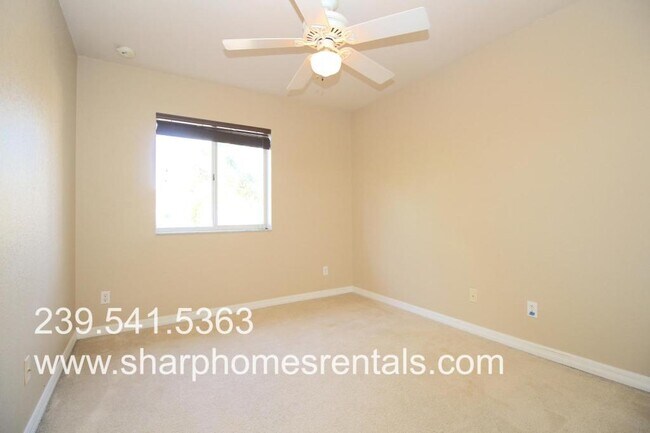 Building Photo - 2420 Laurentina Ln