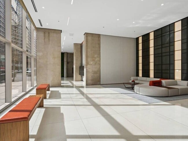 Building Photo - 600 N Fairbanks Ct