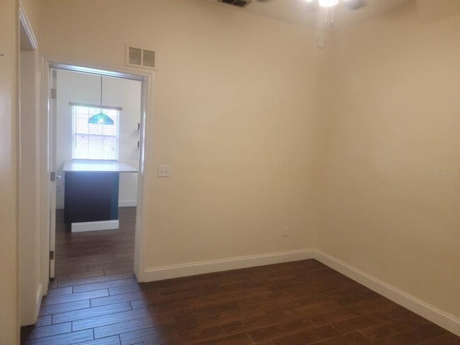 Building Photo - 1313 Canton St