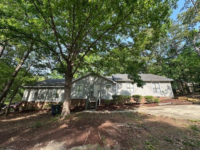 Building Photo - 4901 Wallingford Dr