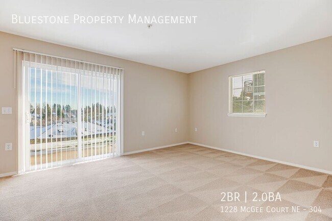 Building Photo - 1228 Mcgee Ct NE