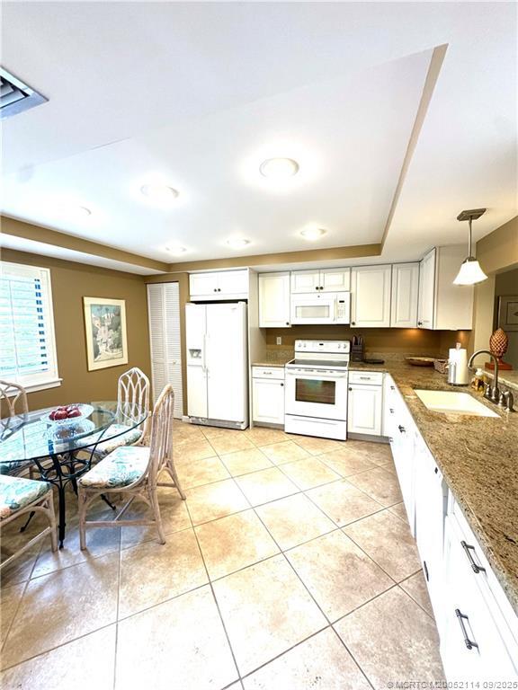 Building Photo - 5172 SE Club Way