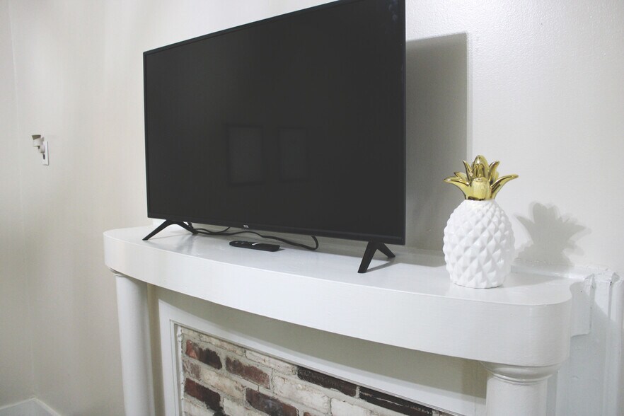 Building Photo - 2529 Napier Ave