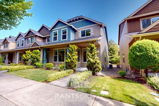 Building Photo - Beautifully upgraded townhome in a quiet L...