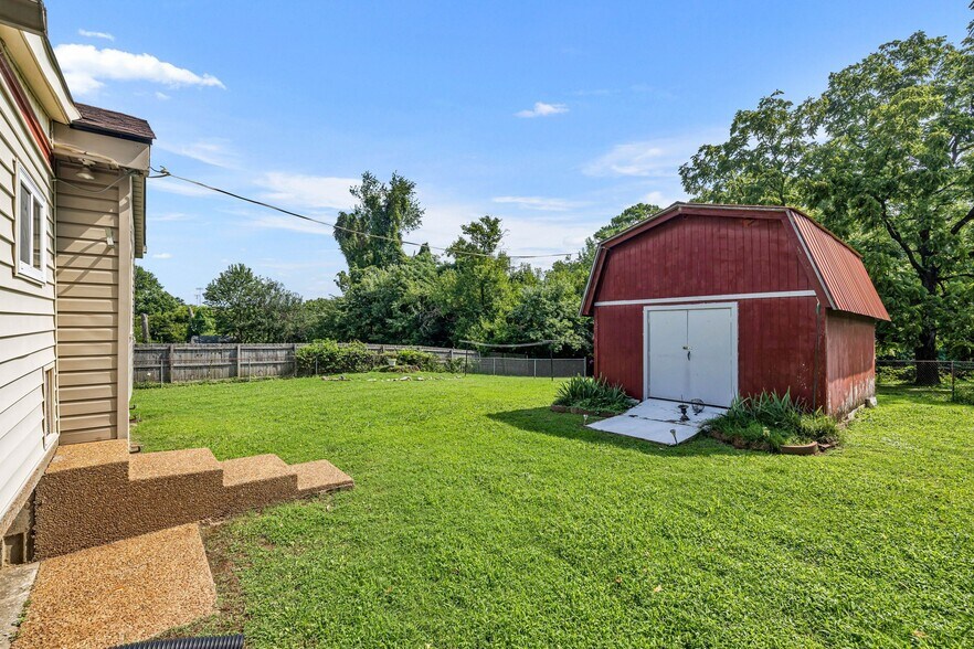 Building Photo - 3314 Mimosa Dr