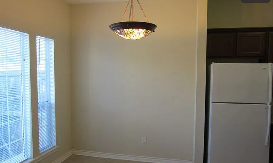 Building Photo - 1218 Welsh Ave