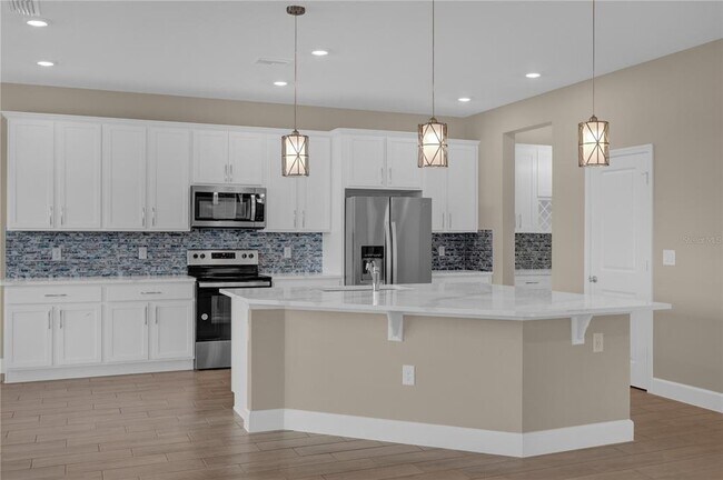 Building Photo - 1964 Burgundy Dr