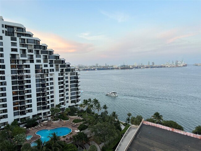 Building Photo - 770 Claughton Island Dr