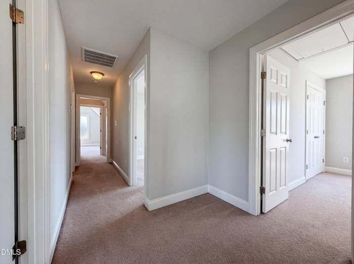 Building Photo - 414 Shady Willow Ln