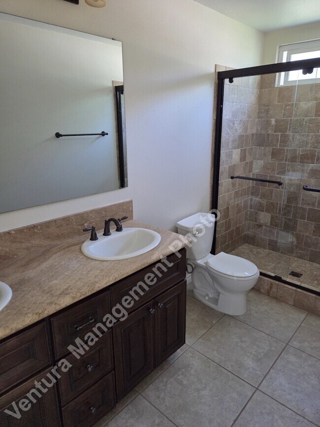 Building Photo - 5665 Meadow Vista Wy