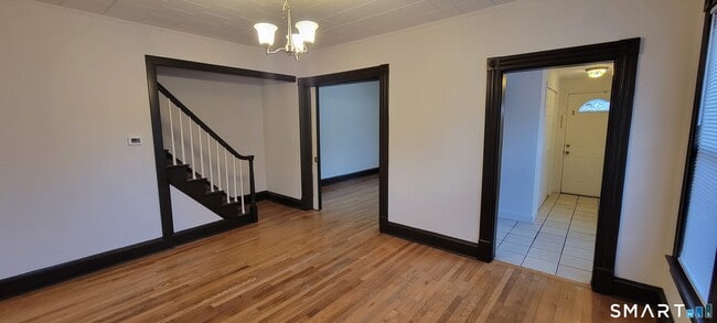 Building Photo - 130 Church St