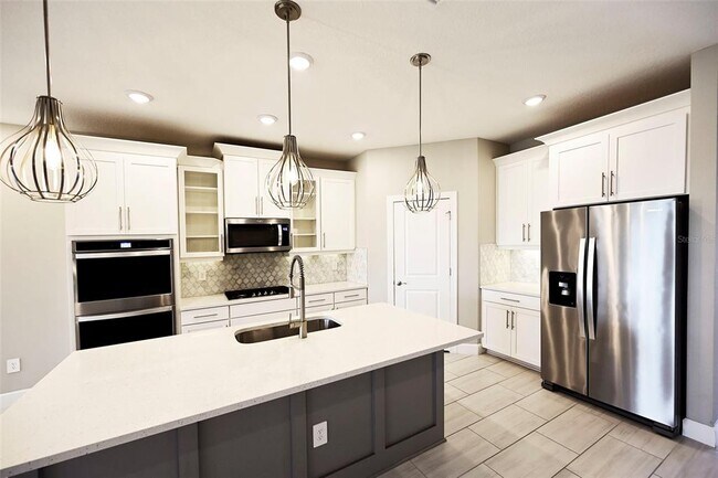 Building Photo - 3806 Savanna Palms Ct