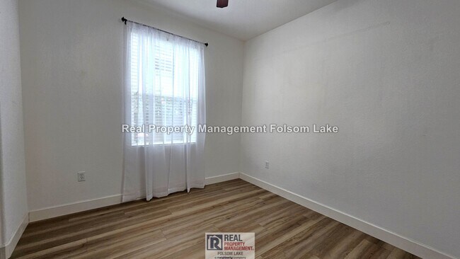 Building Photo - 3 Bed 3 Bath + Loft | EV Charger | Large Private Patio | Rivage in the Parkway