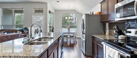 Building Photo - 1462 Kingsgate Dr