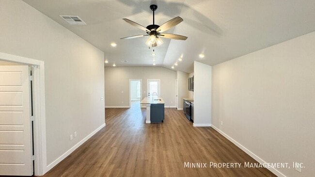 Building Photo - 2144 Kokomo Ave